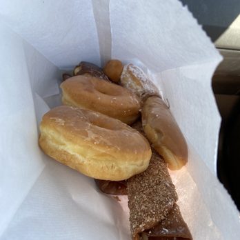 Judy's Donuts - Donuts Near Me - Oakhurst, California Judy's Donuts - Donuts Near Me - Oakhurst, California