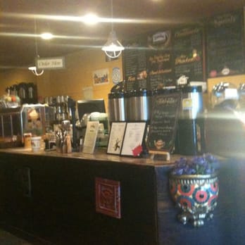 Thomas Sweet Cafe - Ice Cream & Frozen Yogurt Near Me - Skillman, New Jersey