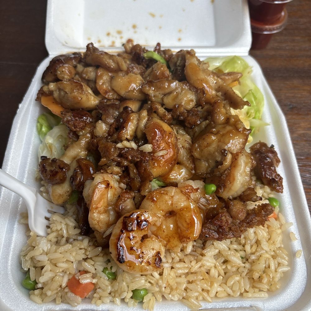 FUWA - 4. 5. Chicken and Shrimp Teriyaki - Japanese Near Me - Los Angeles, California