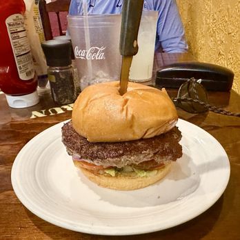 Chefs on the Run Gastro Pub - I just want a burger.. hamburger - Caribbean Near Me - Homestead, Florida Chefs on the Run Gastro Pub - I just want a burger.. hamburger - Caribbean Near Me - Homestead, Florida