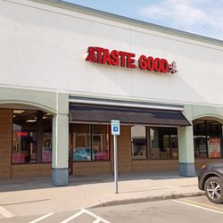 Taste Good - Handicapped parking available BUT usually with NON handicapped vehicles parked there