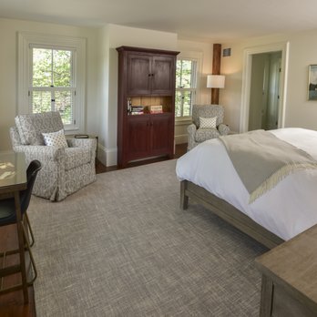Pickering House Inn - Pickering House Inn offers 10 spacious guest rooms. - Hotels Near Me - Wolfeboro, New Hampshire Pickering House Inn - Pickering House Inn offers 10 spacious guest rooms. - Hotels Near Me - Wolfeboro, New Hampshire