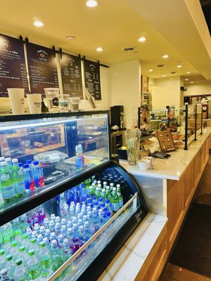 Mi-Sant Kitchen & Bakery by null