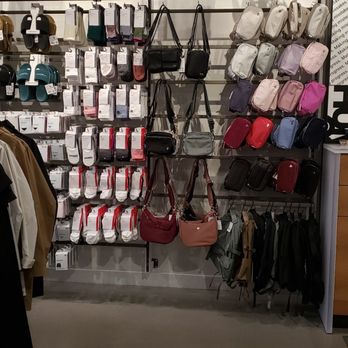 Lululemon - Men's Clothing Near Me - West Palm Beach, Florida