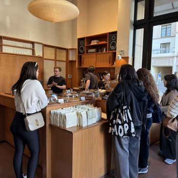 Maru Espresso Bar - Coffee & Tea Near Me - Beverly Hills, California Maru Espresso Bar - Coffee & Tea Near Me - Beverly Hills, California