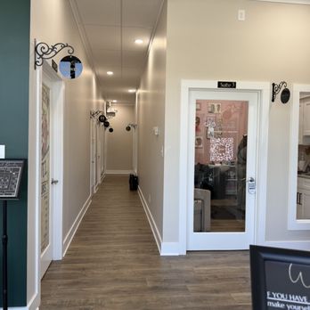 Pamper Salon & Spa Suites - Hair Salons Near Me - Clarksville, Tennessee Pamper Salon & Spa Suites - Hair Salons Near Me - Clarksville, Tennessee