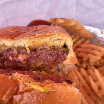 Skip's Kitchen - I ordered rare (as I always do) and you can see, I got rare! - Burgers Near Me - Carmichael, California
