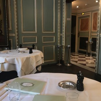 Ladurée - Macarons Near Me - Paris, 75 Ladurée - Macarons Near Me - Paris, 75