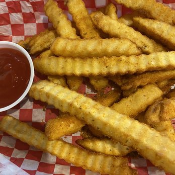 Lefty’s Pizza Kitchen ATX - Fries - Pizza Near Me - Austin, Texas