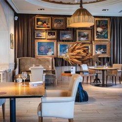 Best Western Hotel le Grand Monarque - Elegance in the Service of Fine Dining