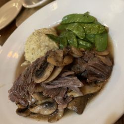 Brazill's On Main - short ribs - YUM!