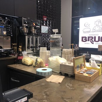 Brug Bakery - Kahala - Desserts Near Me - Honolulu, Hawaii Brug Bakery - Kahala - Desserts Near Me - Honolulu, Hawaii
