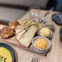 Café Momentum - Pittsburgh - Butter board
