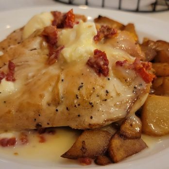 Mare e Monte - Pollo e Monte - Italian Near Me - San Antonio, Texas