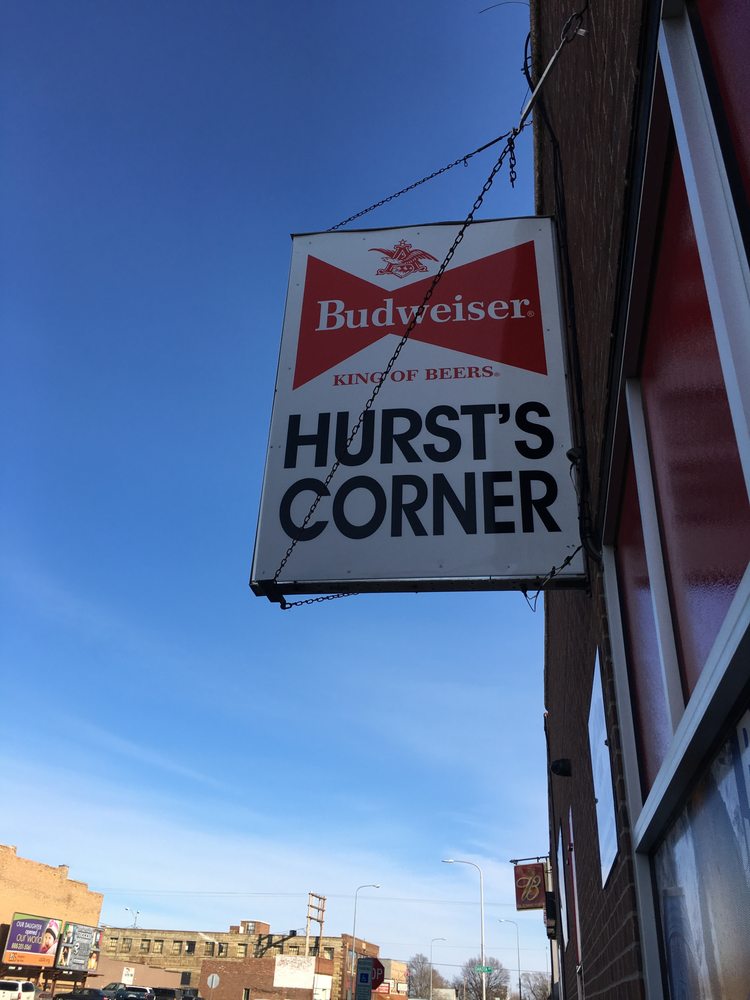 Hurst's Corner Liquor Logo