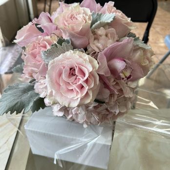 Steel Stem Floral - Florists Near Me - Rosemead, California Steel Stem Floral - Florists Near Me - Rosemead, California