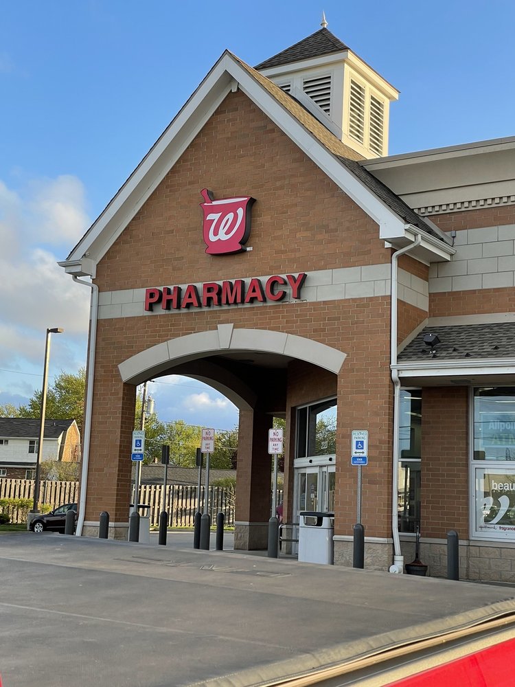 WALGREENS Updated September 2024 13 Photos 2320 Grand Island Blvd