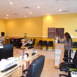 Royal Nails Spa