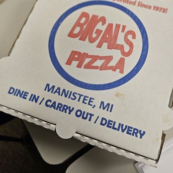 Big Al'S Pizza - a pizza box on a table - Pizza Near Me - Manistee, Michigan