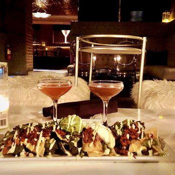 The Copper Lounge - Super Nachos and Manhattans - Lounges Near Me - Albuquerque, New Mexico