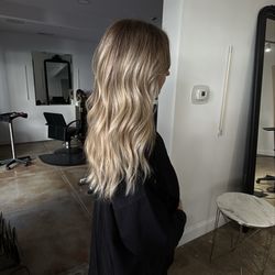 Jane Alea Salon - Blonde lived in color. She will be able to go 4-6 months between appointments