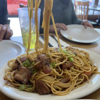 Asumare - Linguini de Polio (Tallarin de Polio) - Peruvian Near Me - San Fernando, California