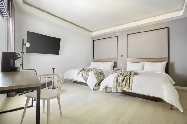 907 Main Hotel Central Square, Sonder by null