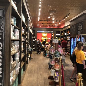 Lolli and Pops - Chocolatiers & Shops Near Me - Lynnwood, Washington