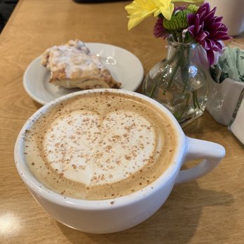 Marigold Kitchen - Miel and raspberry white chocolate scone - Breakfast & Brunch Near Me - Madison, Wisconsin