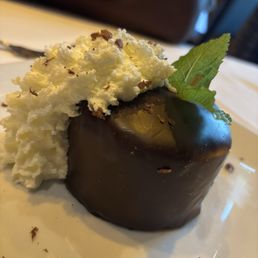 Peanut's butter dessert Peanut's butter dessert