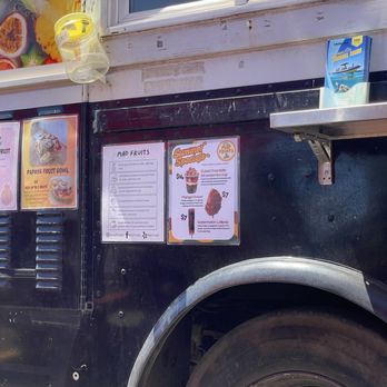 Mad Fruits - Food Trucks Near Me - Kahuku, Hawaii