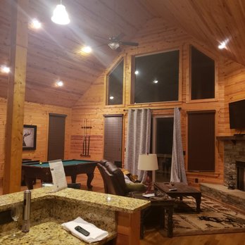 Cedar Creek Cabin Rentals - Vacation Rentals Near Me - Cleveland, Georgia Cedar Creek Cabin Rentals - Vacation Rentals Near Me - Cleveland, Georgia