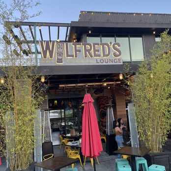 Wilfred's Lounge - Hawaiian Near Me - Napa, California