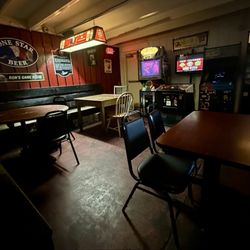 Billy's on Burnet - Inside