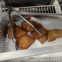 Nile Restaurant & Cafe - Mandaze = Somali donuts (kind of)