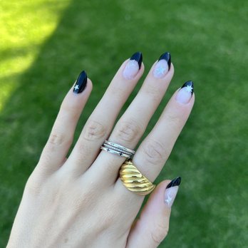 Capri Nails - Nail Salons Near Me - Tarzana, California Capri Nails - Nail Salons Near Me - Tarzana, California