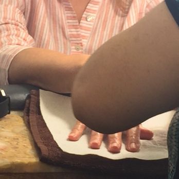 Carnation Nails - Nail Salons Near Me - Tarzana, California