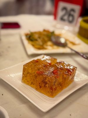 Tang Gong Seafood Restaurant 唐宫海鲜酒楼 by null