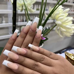 Panda Nails