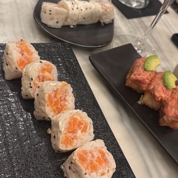 Yume Sushi Bar - Sushi Bars Near Me - Calabasas, California