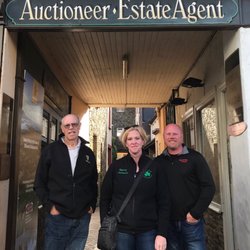Shamrock Auction Service - Pat Sheridan, Auctioneer/Realtor Kerry Sheridan-Boyd, Auctioneer Mike Boyd, Auctioneer