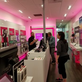 T-Mobile - Mobile Phones Near Me - Sacramento, California