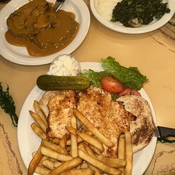 CAFE 82 - Updated December 2025 - 93 Photos & 215 Reviews - 2282