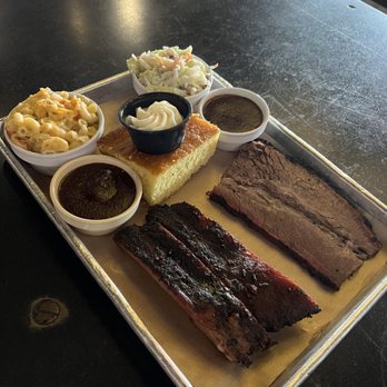 Bludso's BBQ - Dine LA lunch special: brisket, pork ribs, cornbread, Mac & cheese, coleslaw - Barbeque Near Me - Los Angeles, California Bludso's BBQ - Dine LA lunch special: brisket, pork ribs, cornbread, Mac & cheese, coleslaw - Barbeque Near Me - Los Angeles, California