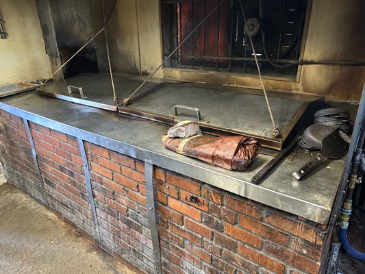 Pizzitola’s Heritage BBQ by null