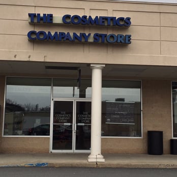 Pocono Premium Outlets - Shopping Centers Near Me - Tannersville, Pennsylvania