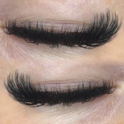 M.O.C. Studio - Volume cat eye