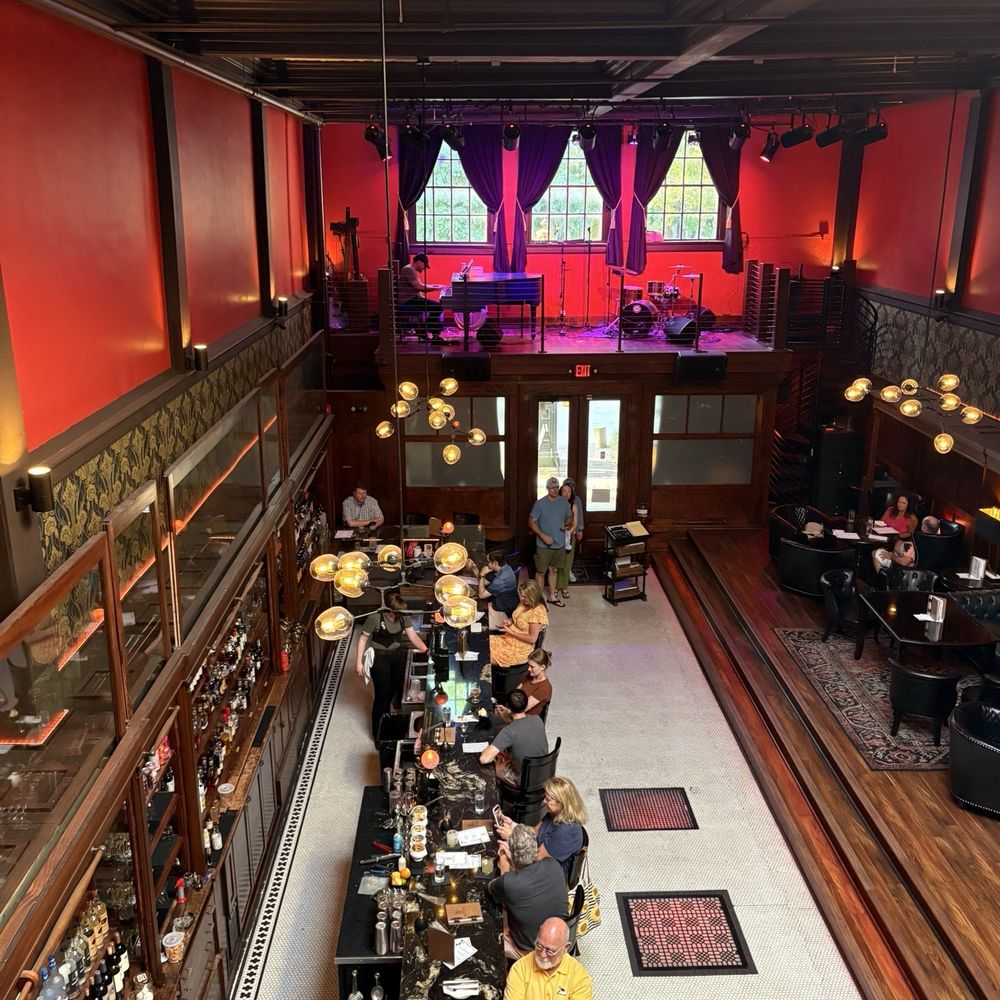 Baxter’s 1892 - View from the top - Music Venues Near Me - New Bern, North Carolina Baxter’s 1892 - View from the top - Music Venues Near Me - New Bern, North Carolina