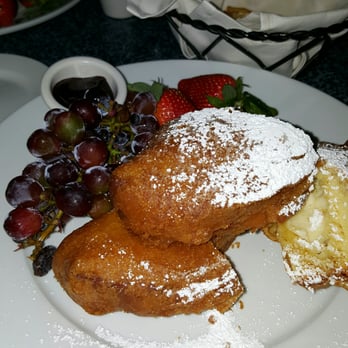 Cafe Orleans - Monte Cristo double cheese plate - Cajun/Creole Near Me - Anaheim, California