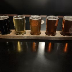 Elliott Bay Brewing - Burien - Flight